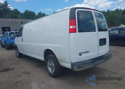 2021 GMC Savana Cargo Rwd 2500 Extended Wheelbase Work Van z USA, uszkodzony, nr VIN 1GTW7BFP6M1174614
